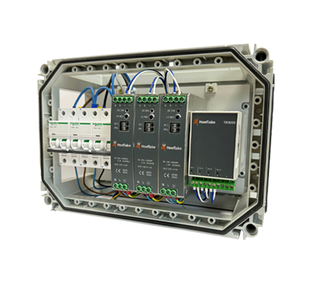 Best Of Three Voedingseenheid In Behuizing